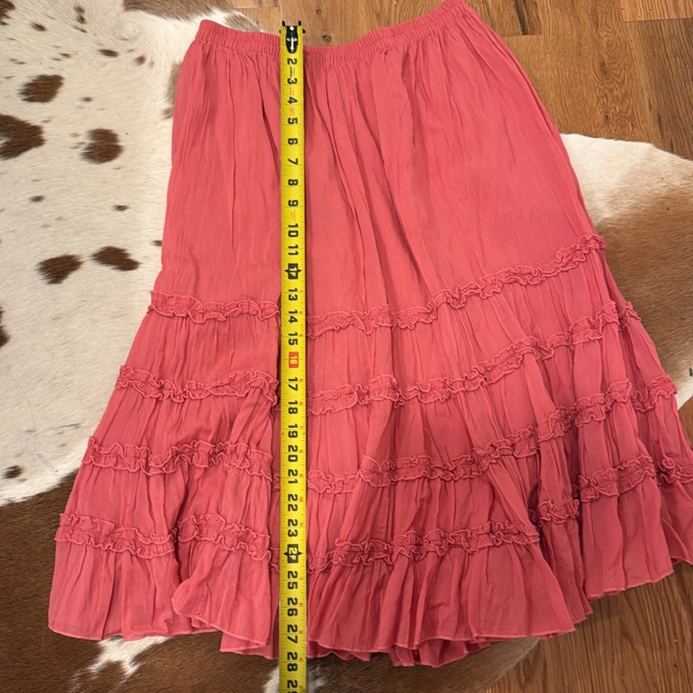 Elegant Pink Maxi Skirt - Picture 5 of 5